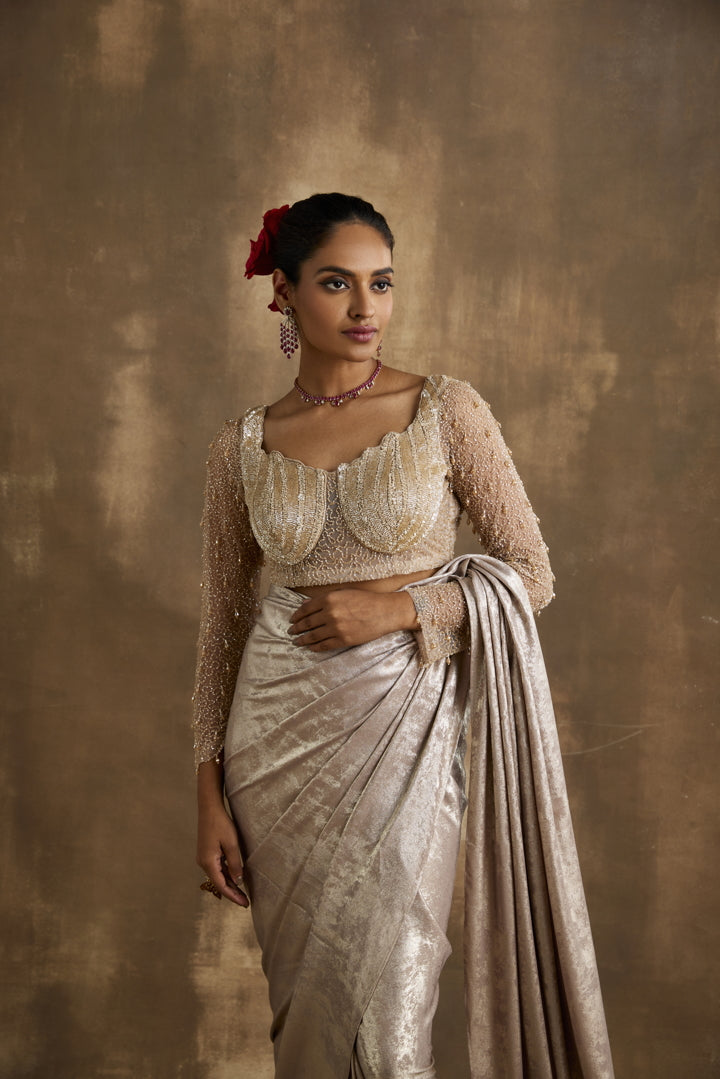 Elegant Gold Pre draped Saree