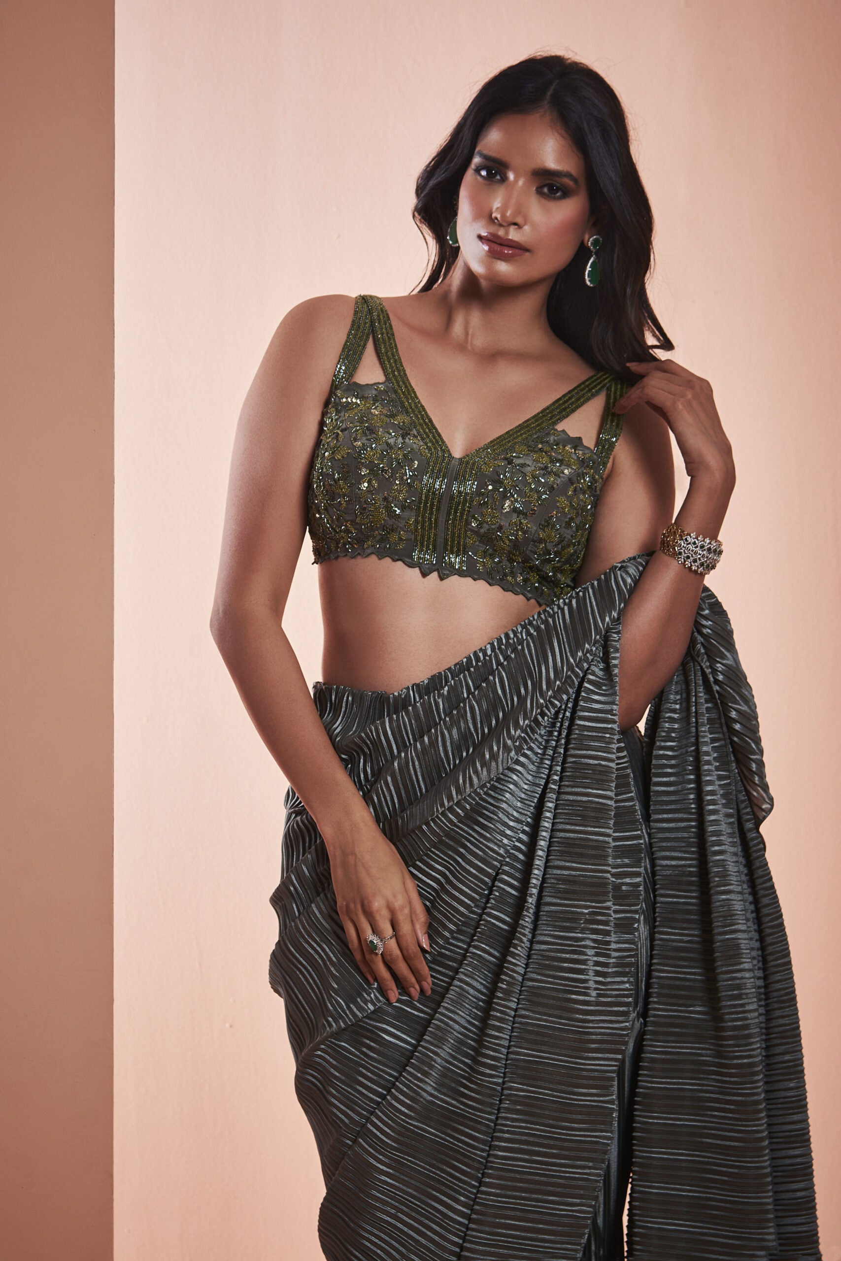 AD03 NK/SS013 Smoke Green Cocktail Drape
