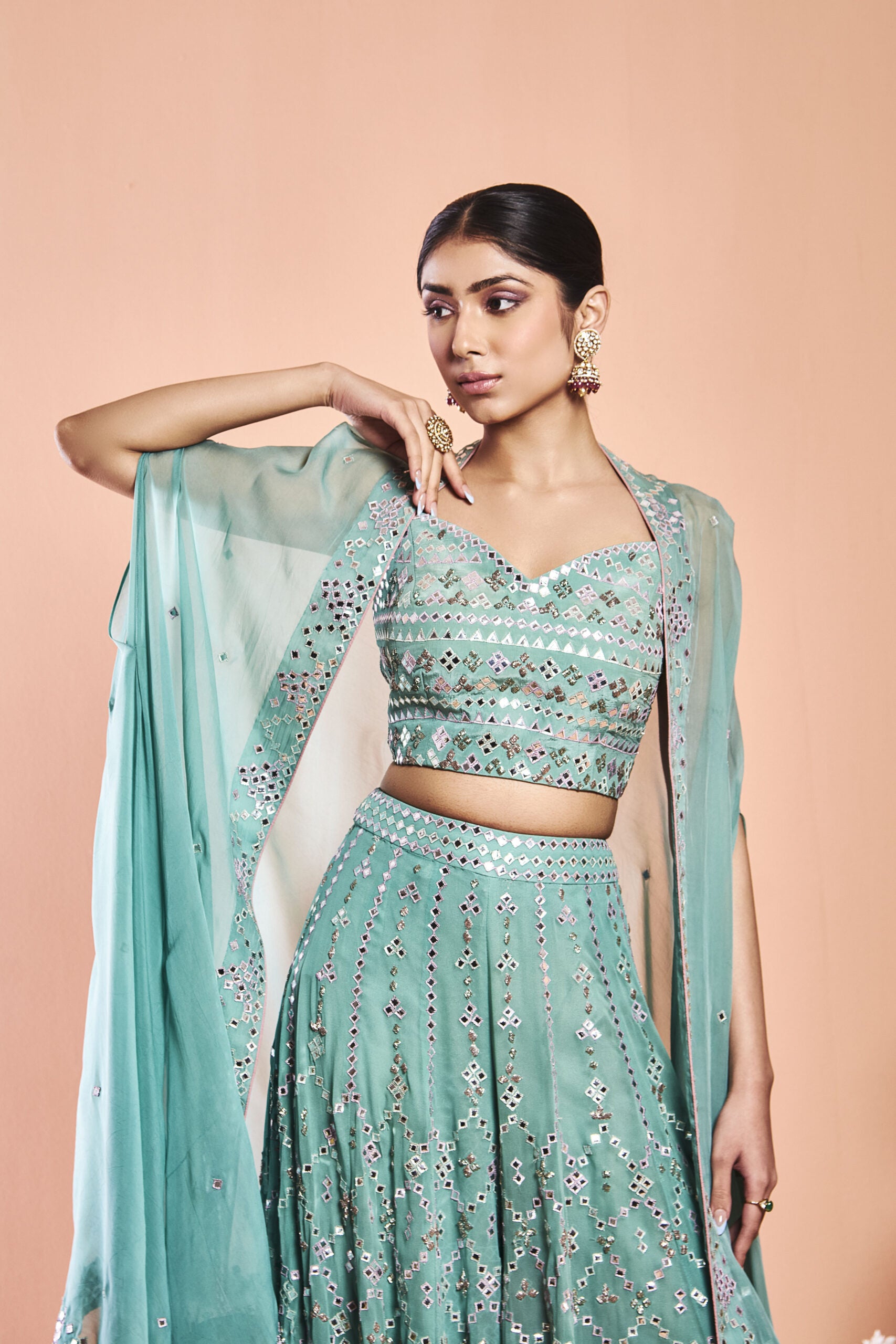 AD10 NK/SS021 Aqua Blue Tiered