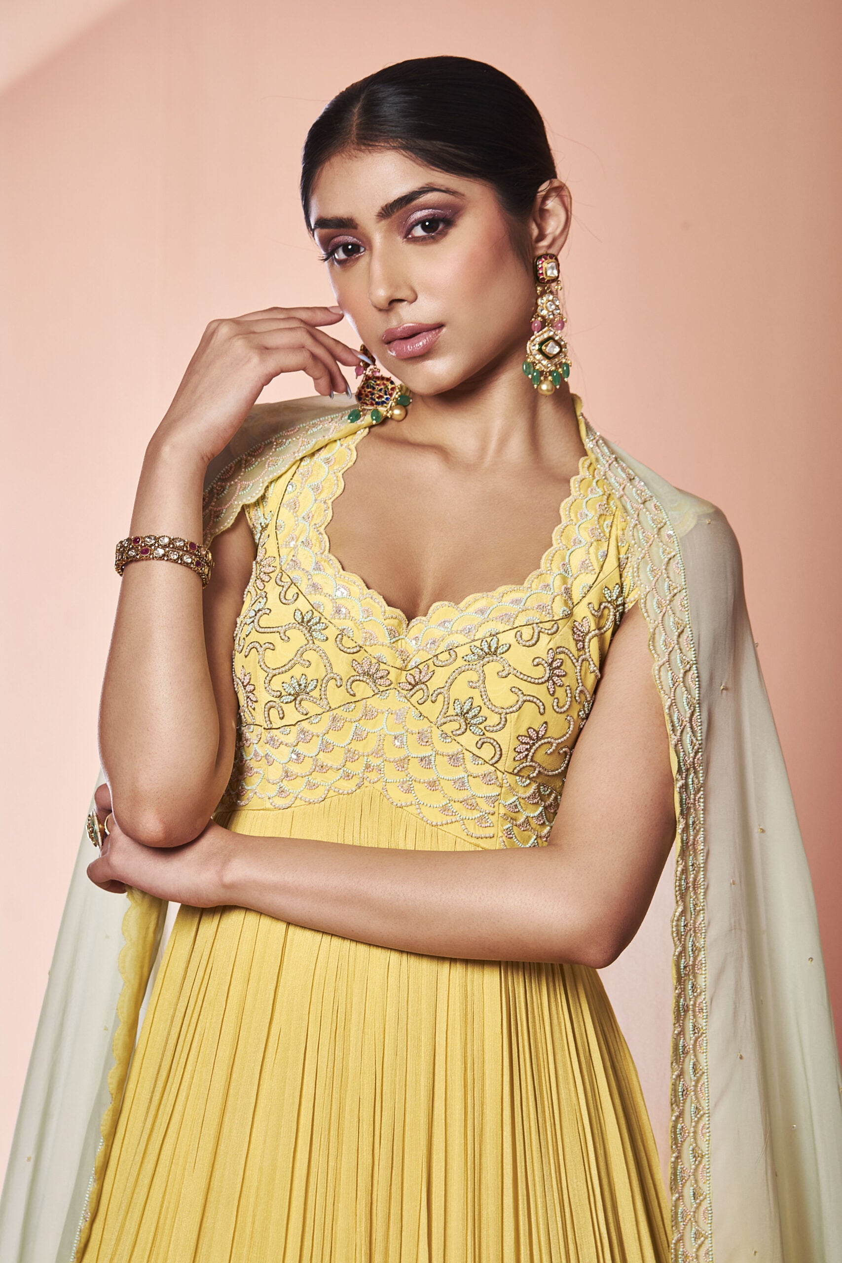 AC04 NK/SS015 Daisy Yellow Pleated