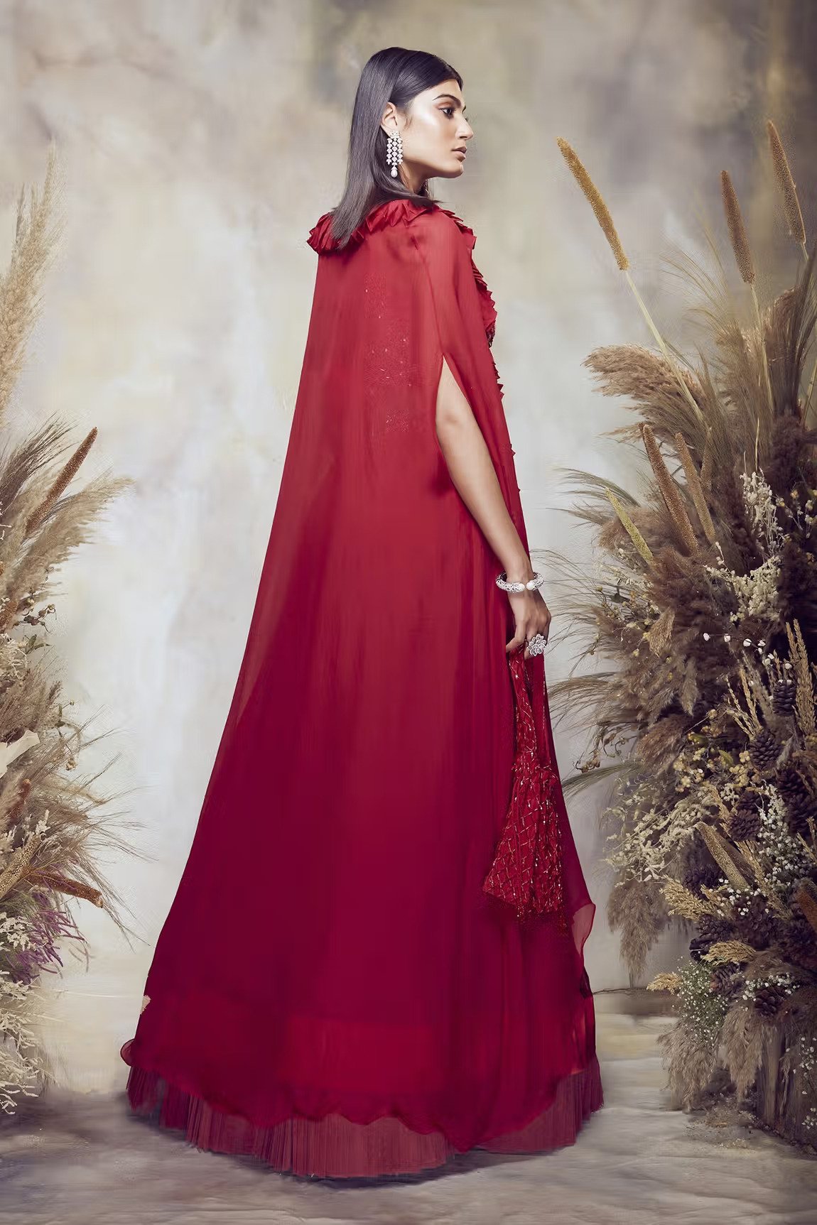 BB09 Scarlet Red Pleated ensemble
