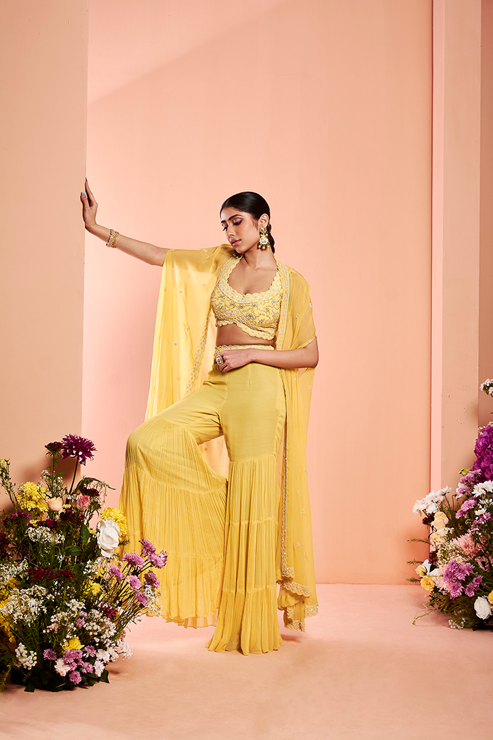 AC05 NK/SS014 Daisy Yellow Sharara