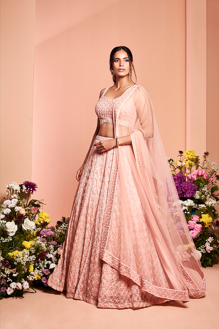 AD05 NK/SS03 Tropical Peach Pearl and Crystal