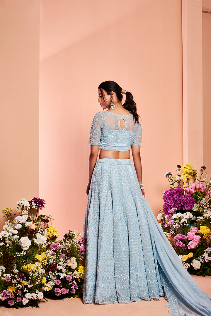 AD04 NK/SS01 Delicate Blue Pearl