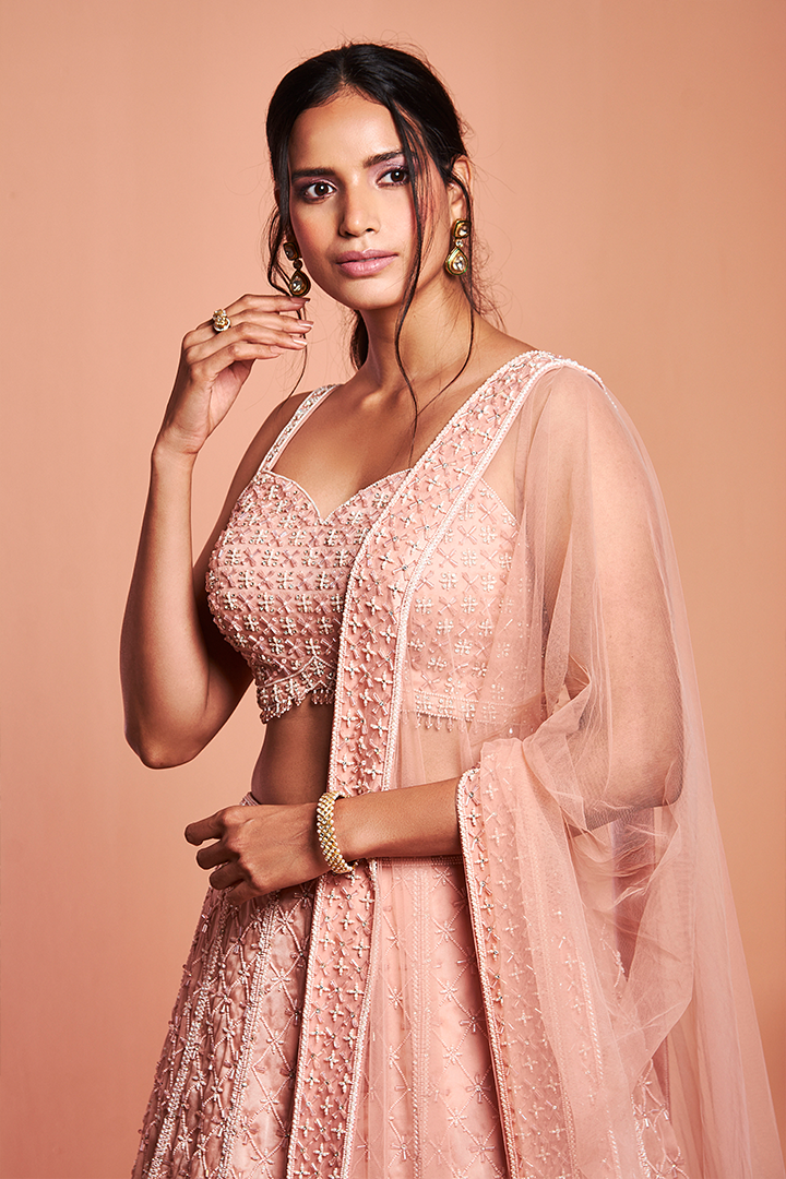 AD05 NK/SS03 Tropical Peach Pearl and Crystal