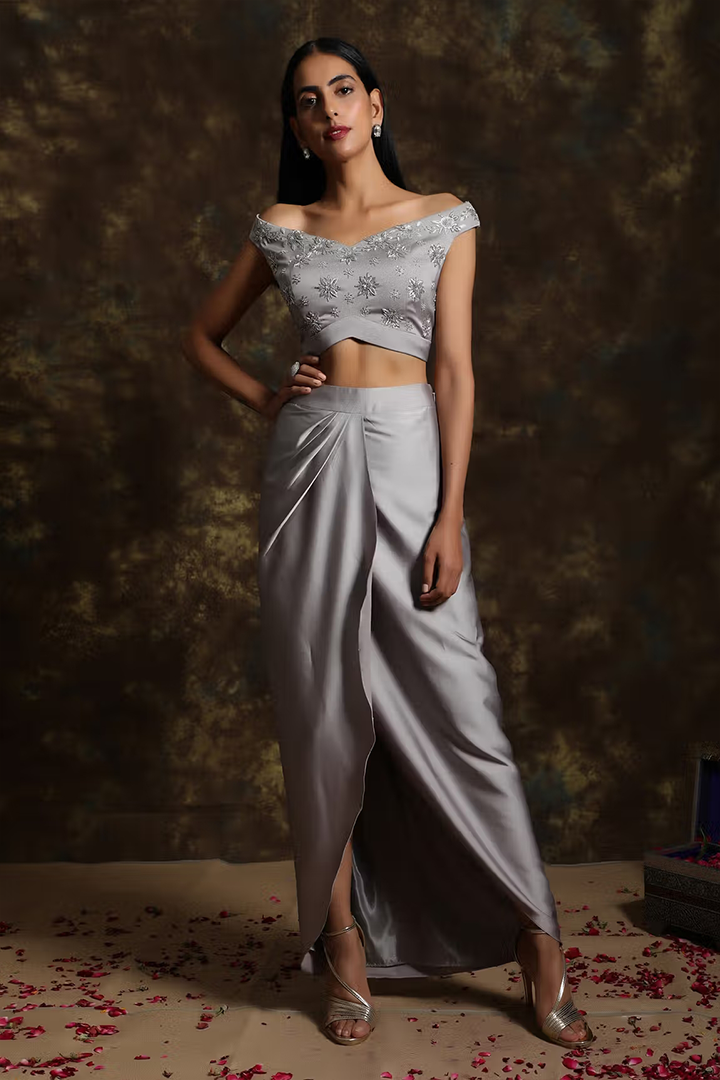 C022 Draped Skirt Paired with Blouse